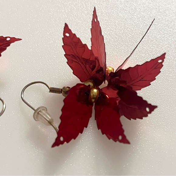 Foil Leaf Poinsettia Dangle Earrings Christmas Holiday Earrings - Picture 12 of 16